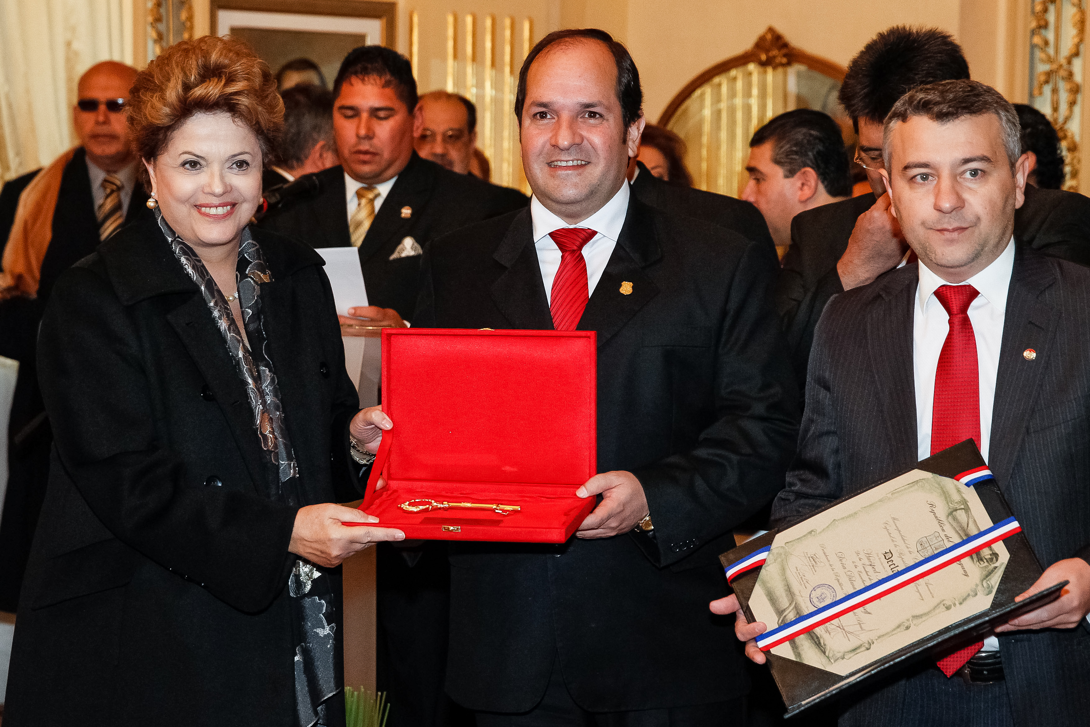 Presidenta Dilma Rousseff durante Cerimônia de Declaração de hóspedes ilustres da cidade de Assunção e de entrega da chave da cidade aos Chefes de Estado, Príncipes herdeiros, Chefe de Governo e Vice-Presidentes. Assunção - Paraguai,  15/08/2013