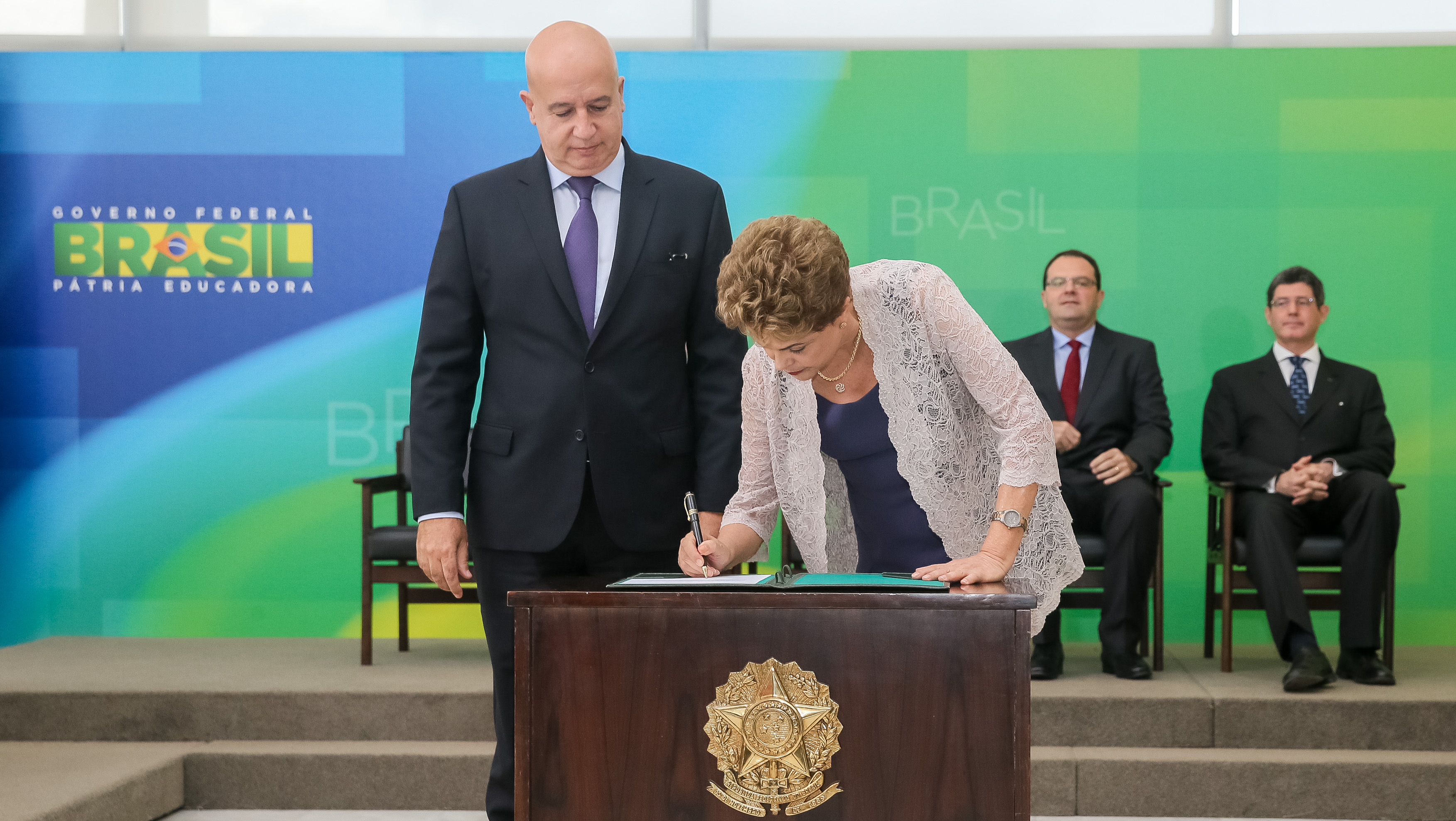 Presidenta Dilma Rousseff durante cerimônia de posse do ministro da Fazenda, Nelson Barbosa, e do ministro do Planejamento, Orçamento e Gestão, Valdir Simão no Palácio do Planalto. Brasília-DF, 21/12/2015