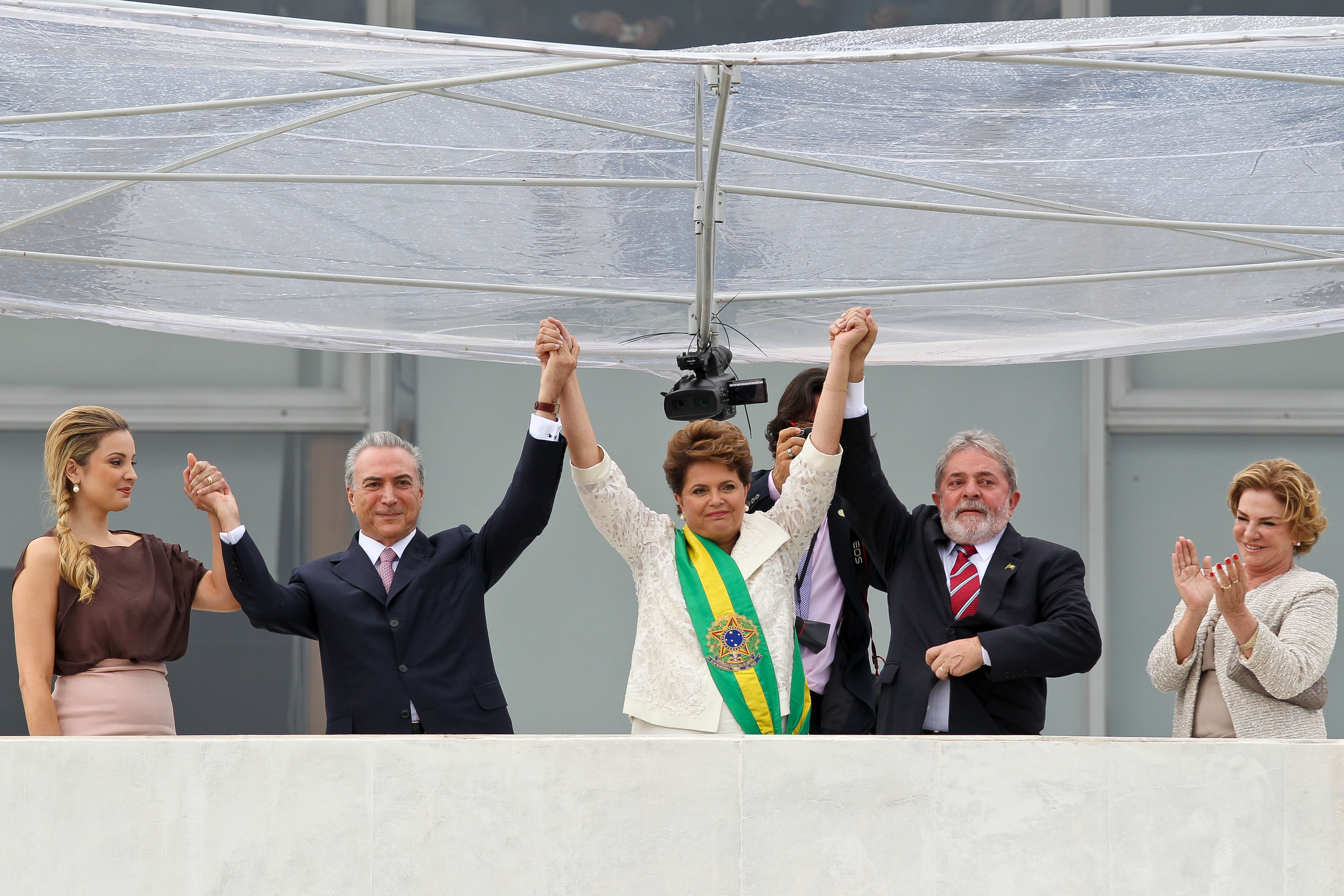 Presidenta Dilma Rousseff recebe faixa presidencial do presidente Lula. Brasília-DF, 01/01/2011