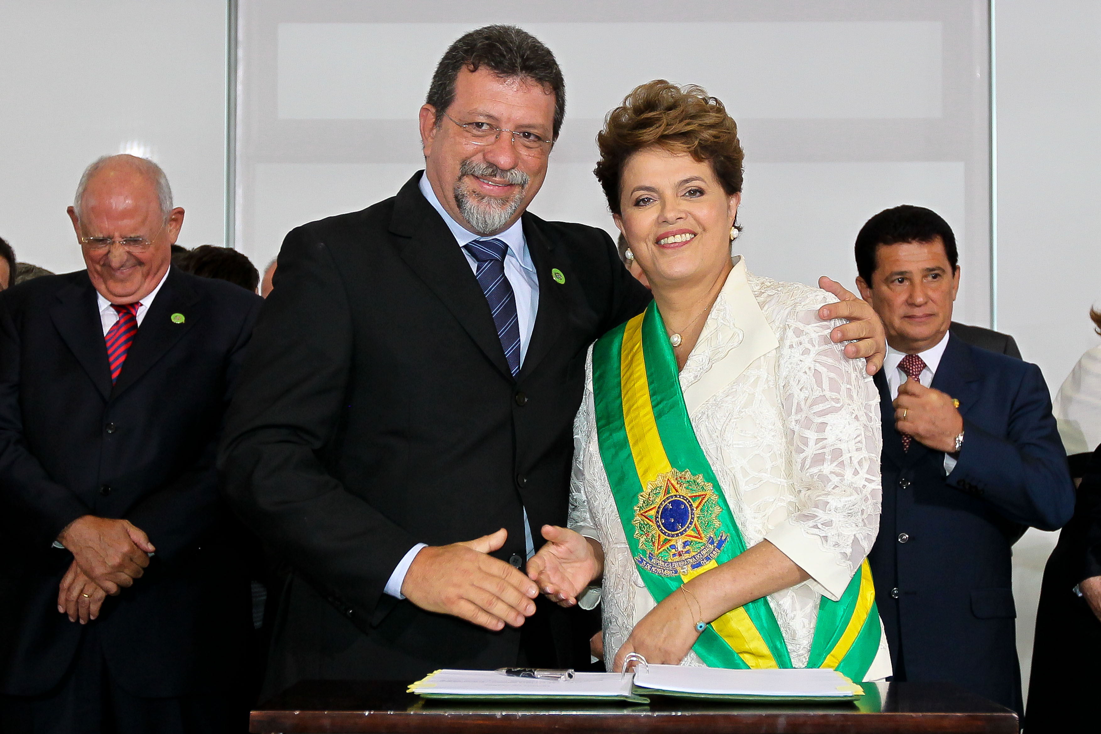 Presidenta Dilma empossa o ministro do Desenvolvimento Agrário, Afonso Bandeira Florence. Brasília-DF, 01/01/2011