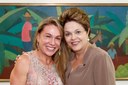 Presidenta Dilma Rousseff posa para foto com a Prefeita eleita de Boa Vista - RR, Teresa Surita Jucá no Palácio do Planalto. Brasília - DF, 05/12/2012