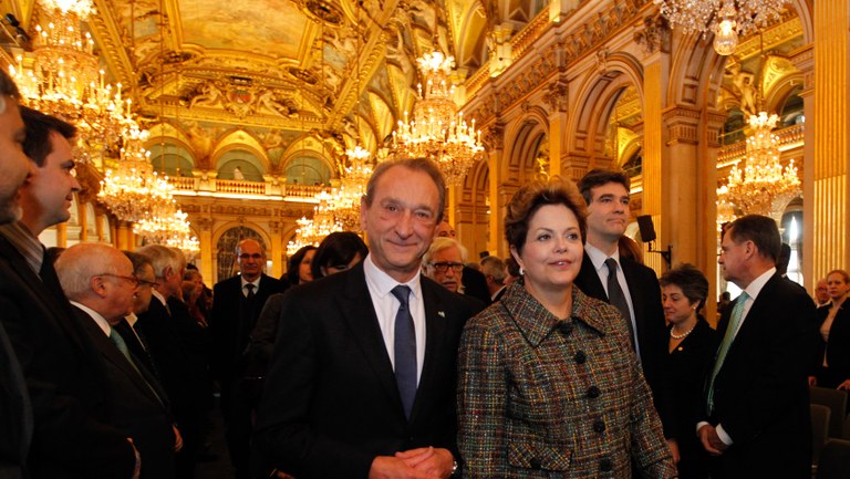 Presidenta Dilma Rousseff, durante encontro com o prefeito de Paris, Senhor Bertrand Delanoè. Paris - FR, 12/12/2012 