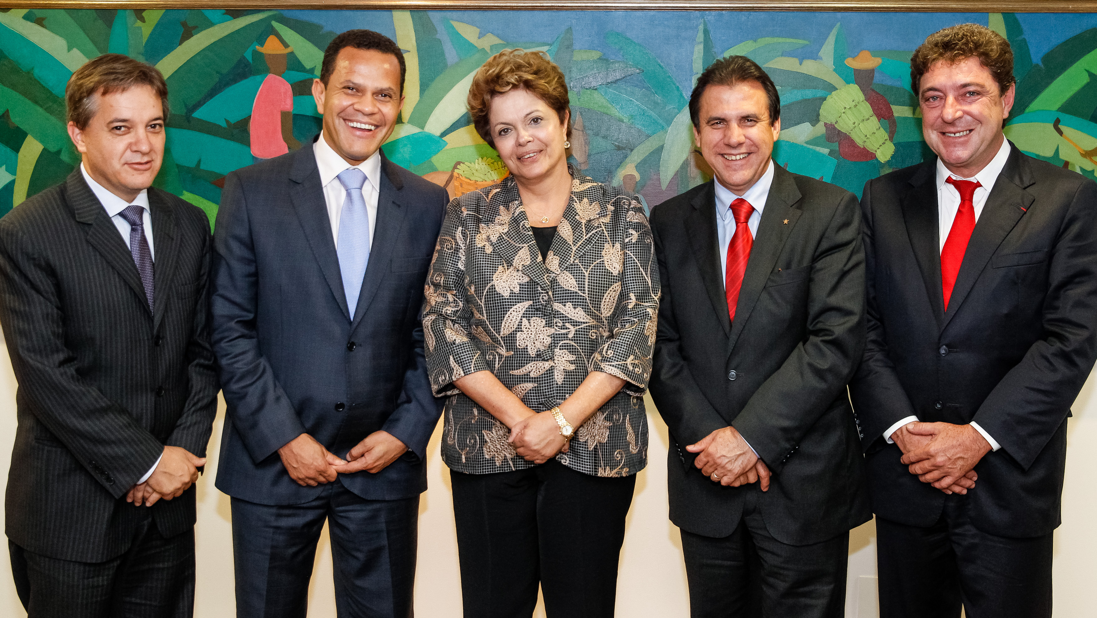 Presidenta Dilma Rousseff recebe Carlinhos Almeida Prefeito São José dos Campos/SP, Donisete Braga Prefeito Municipal de Mauá/SP,  Luiz Marinho Prefeito de São Bernardo do Campo/SP e Carlos Grana Prefeito Municipal de Santo André/SP. Brasília-DF, 30/01/2013