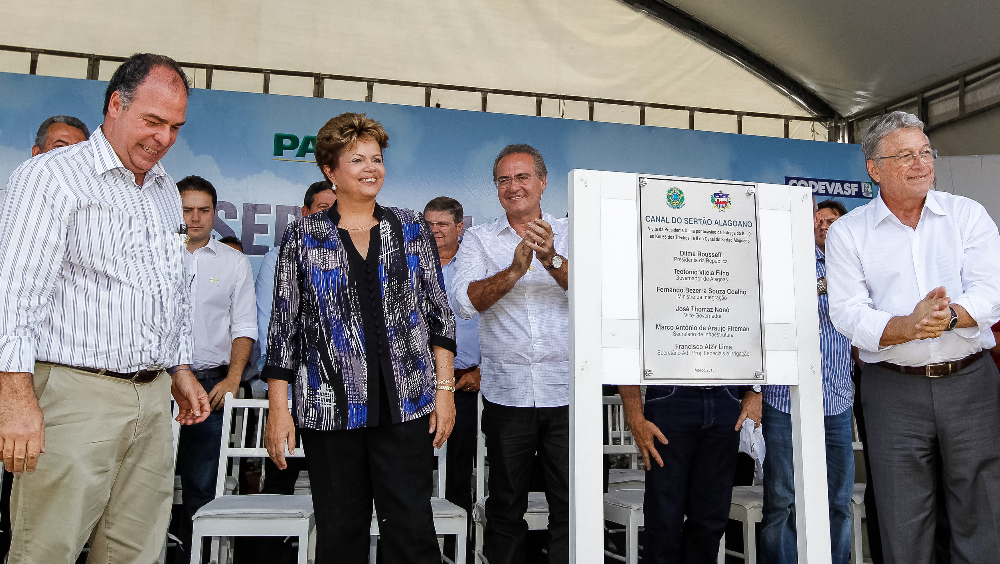 Presidenta Dilma Rousseff durante cerimônia alusiva à visita ao Canal do Sertão Alagoano, no município de Água Branca. Água Branca - AL, 12/03/2013