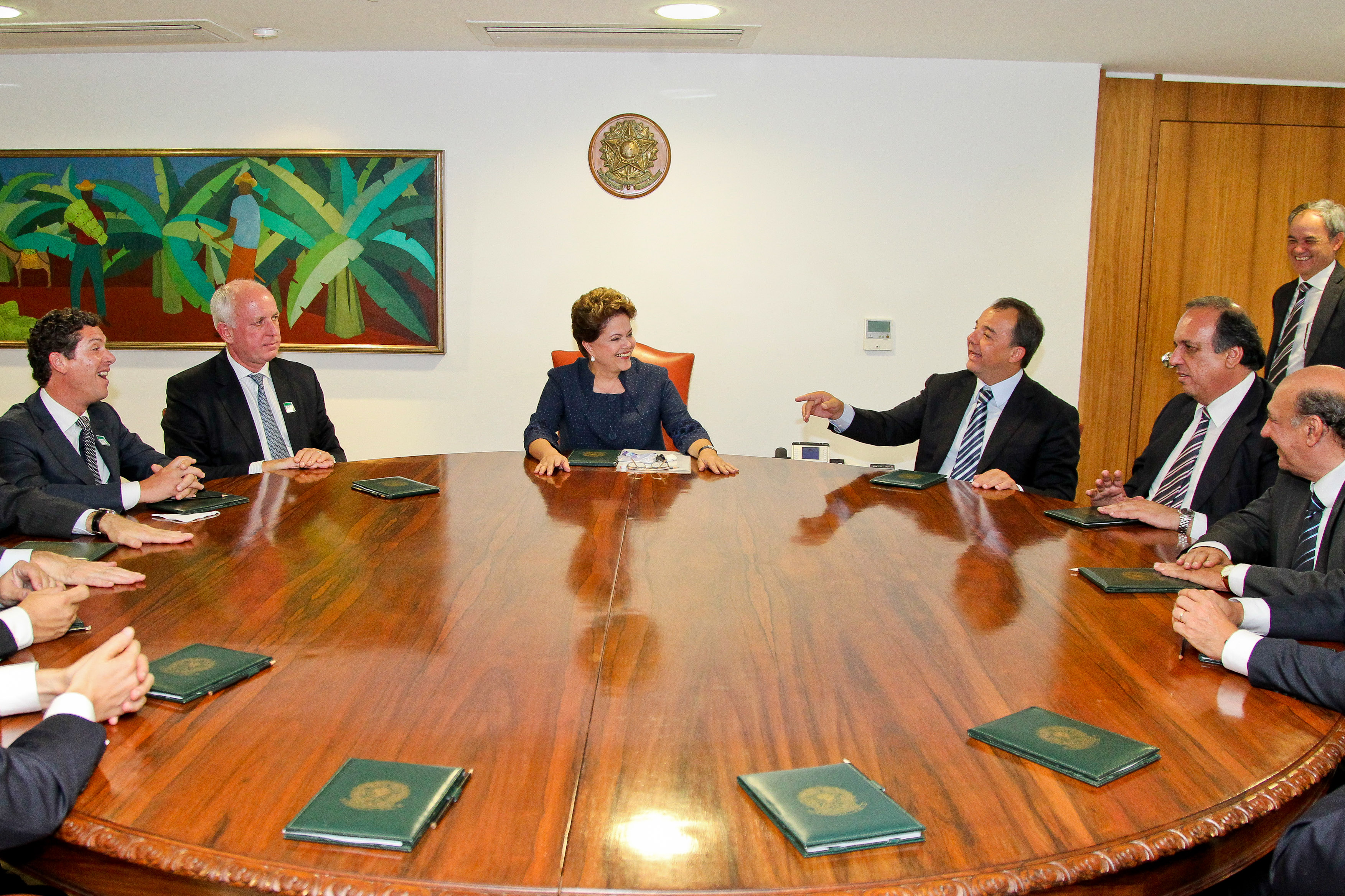  Presidenta Dilma Rousseff durante encontro comThierry Peugeot, Presidente do conselho de Administração do grupo PSA Peugeot Citroen, no Palácio do Planalto. Brasília - DF, 26/10/2011