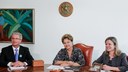 Presidenta Dilma Rousseff durante encontro com o senhor Rupert Stadler, Presidente Mundial da Audi AG no Palácio do Planalto. Brasília - DF, 17/09/2013