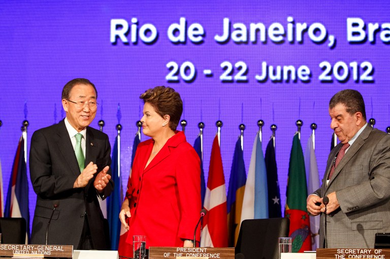 Presidenta Dilma Rousseff durante primeira Reunião Plenária da Conferência das Nações Unidas sobre Desenvolvimento Sustentável (Rio+20). Rio de Janeiro - RJ, 20/06/2012