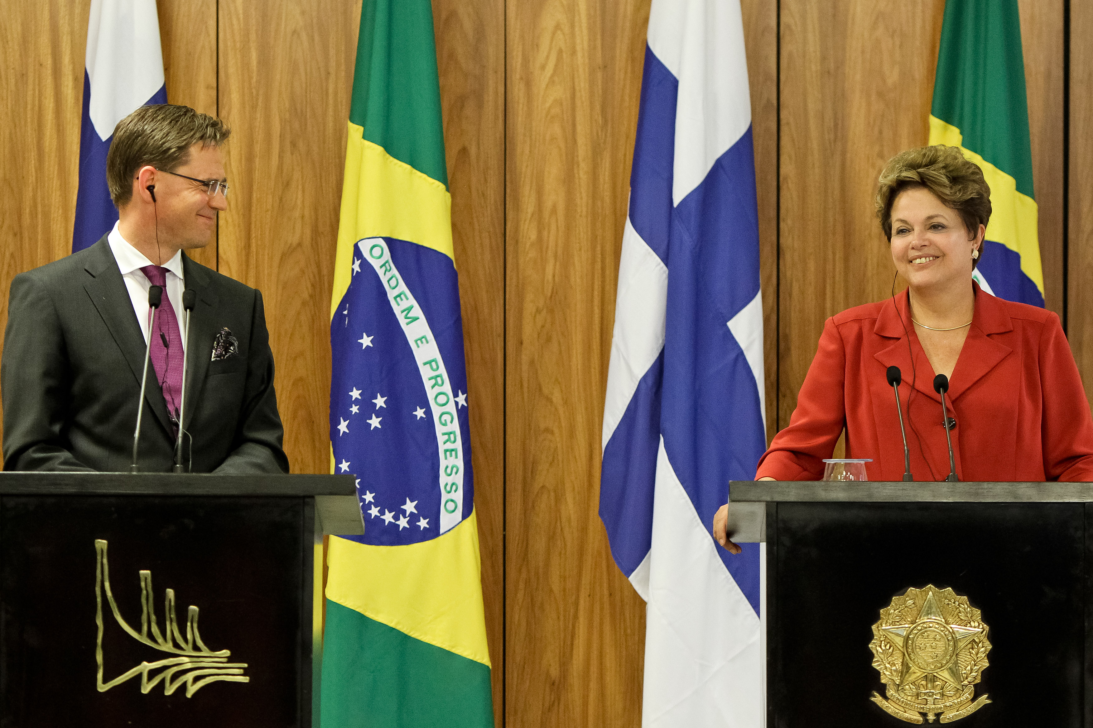 Presidenta Dilma Rousseff e o primeiro-ministro da Finlândia, Jyrki Katainen durante declaração a imprensa no Palácio do Planalto. Brasília - DF, 14/02/2012