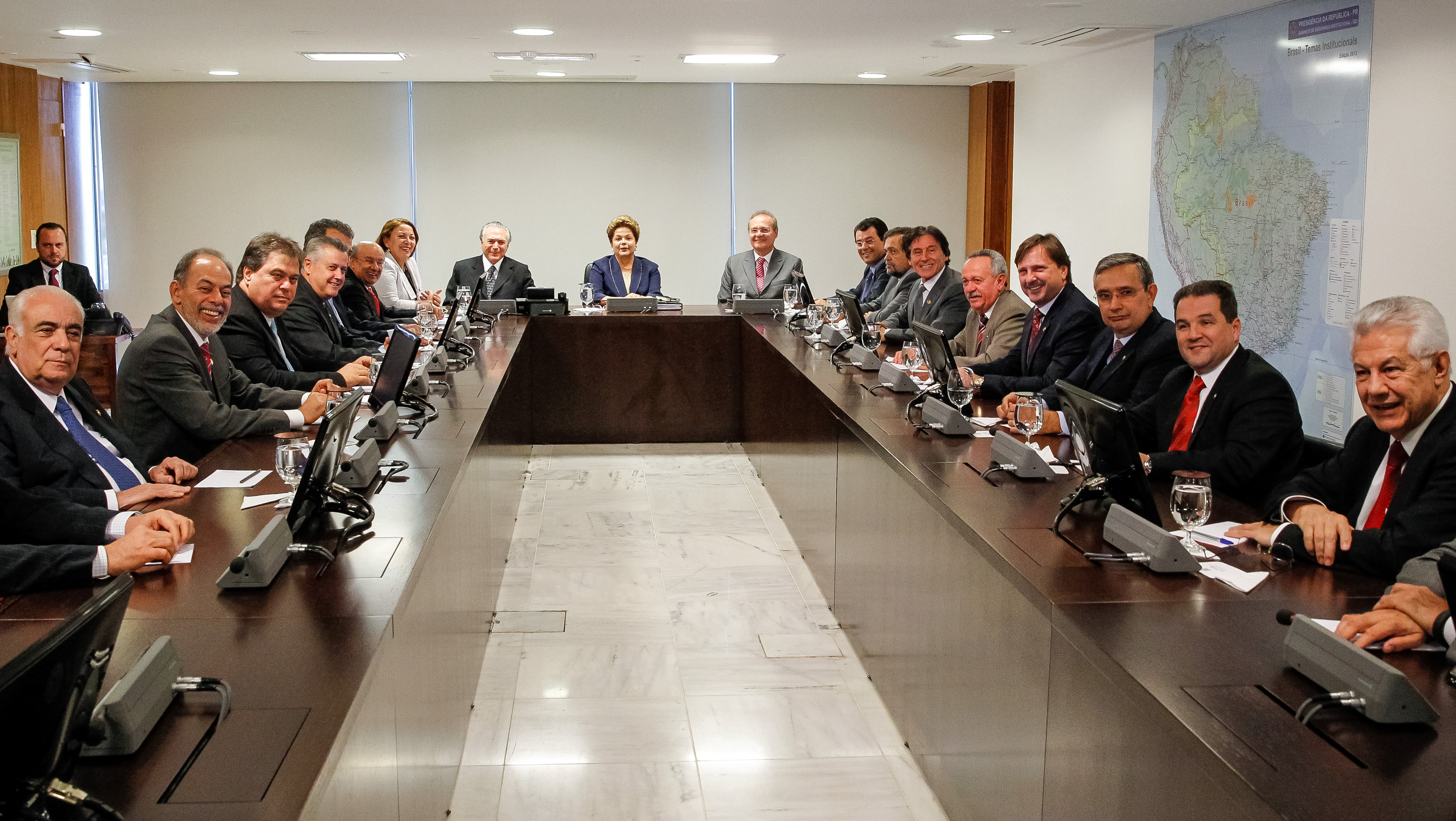 Presidenta Dilma Rousseff durante reunião com Lideranças da Base no Senado Federal. Brasília - DF, 27/06/2013