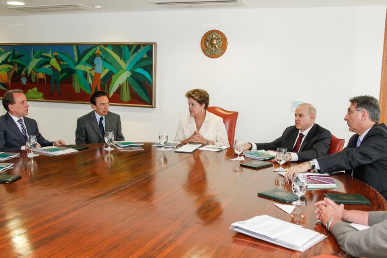 Presidenta Dilma Rousseff durante encontro com o presidente da Vale, senhor Murilo Ferreira, no Palácio do Planalto. Brasília - DF, 27/06/2012