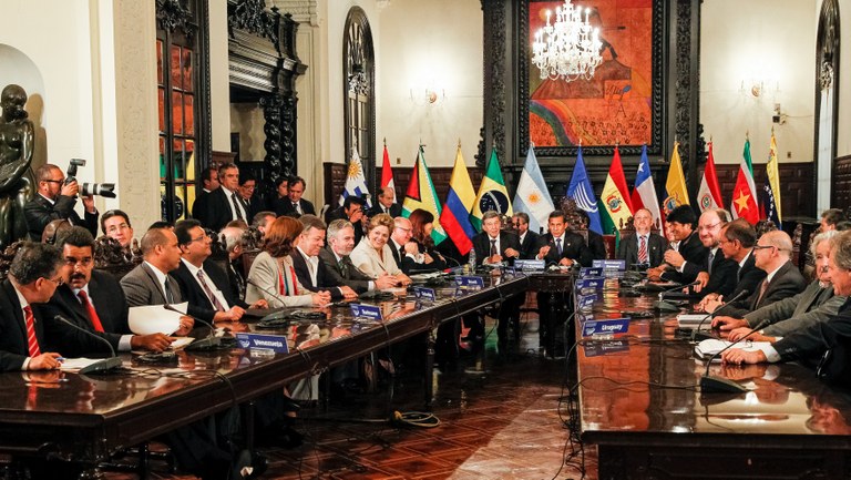 Presidenta Dilma Rousseff durante reunião da Cúpula Extraordinária da Unasul no Palácio do Governo. Lima - Peru, 19/04/2013