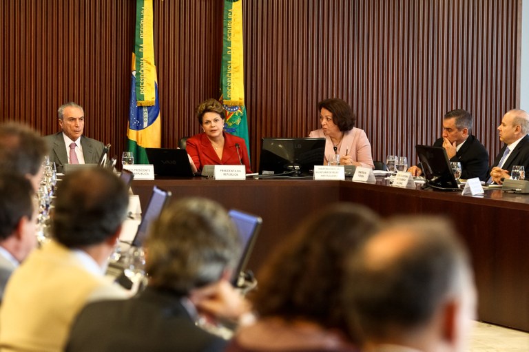 Presidenta Dilma Rousseff durante reunião do Conselho Político no Palácio do Planalto. Brasília - DF, 14/02/2012