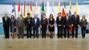 Presidenta Dilma Rousseff posa para foto oficial durante reunião dos chefes de Estado do Mercosul, dos Estados Associados e dos países convidados. Brasília - DF, 07/12/2012