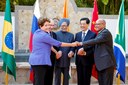  Presidenta Dilma Rousseff posa para foto oficial com os Chefes de Estado e de Governo dos BRICS (Brasil, Rússia, Índia, China e África do Sul). Los Cabos - México, 18/06/2012