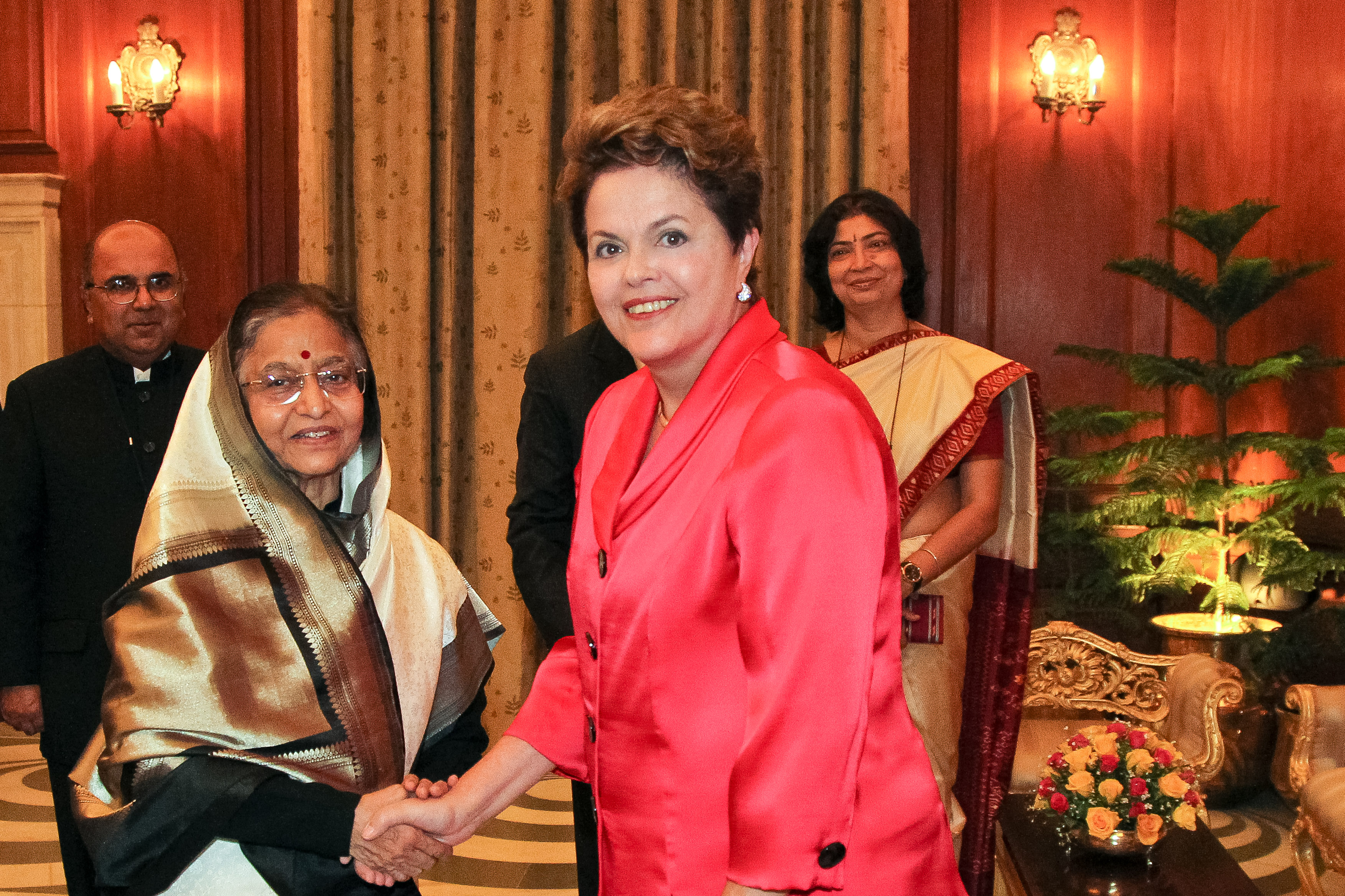 Presidenta Dilma Rousseff durante reunião privada com a Presidente da República da Índia, Pratibha Patil. Nova Délhi - Índia, 30/03/2012