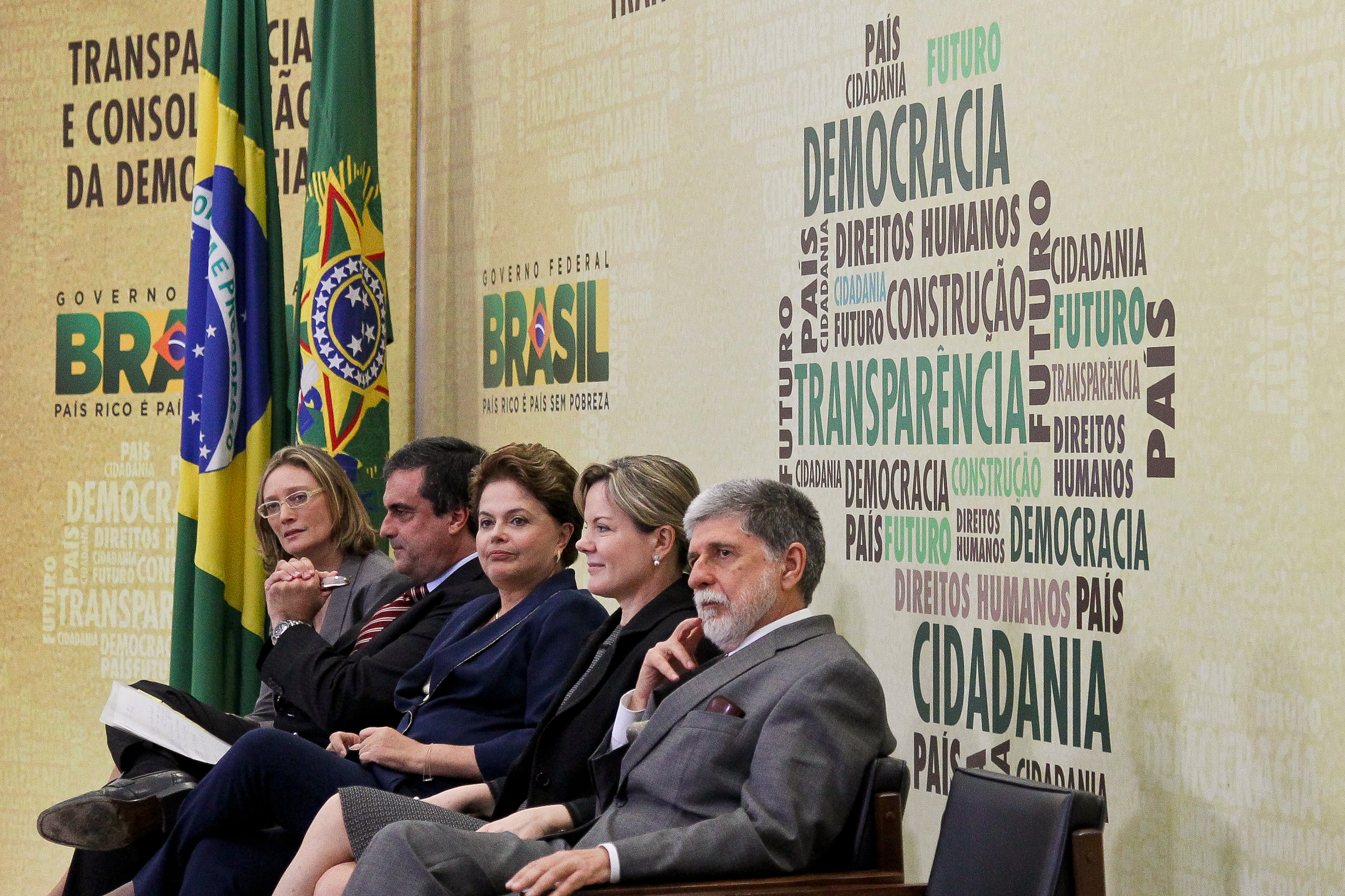 Presidenta Dilma Rousseff durante cerimônia de sanção do projeto de Lei que garante o acesso a informações públicas e do projeto de Lei que cria a Comissão Nacional da Verdade. Brasília - DF, 18/11/2011