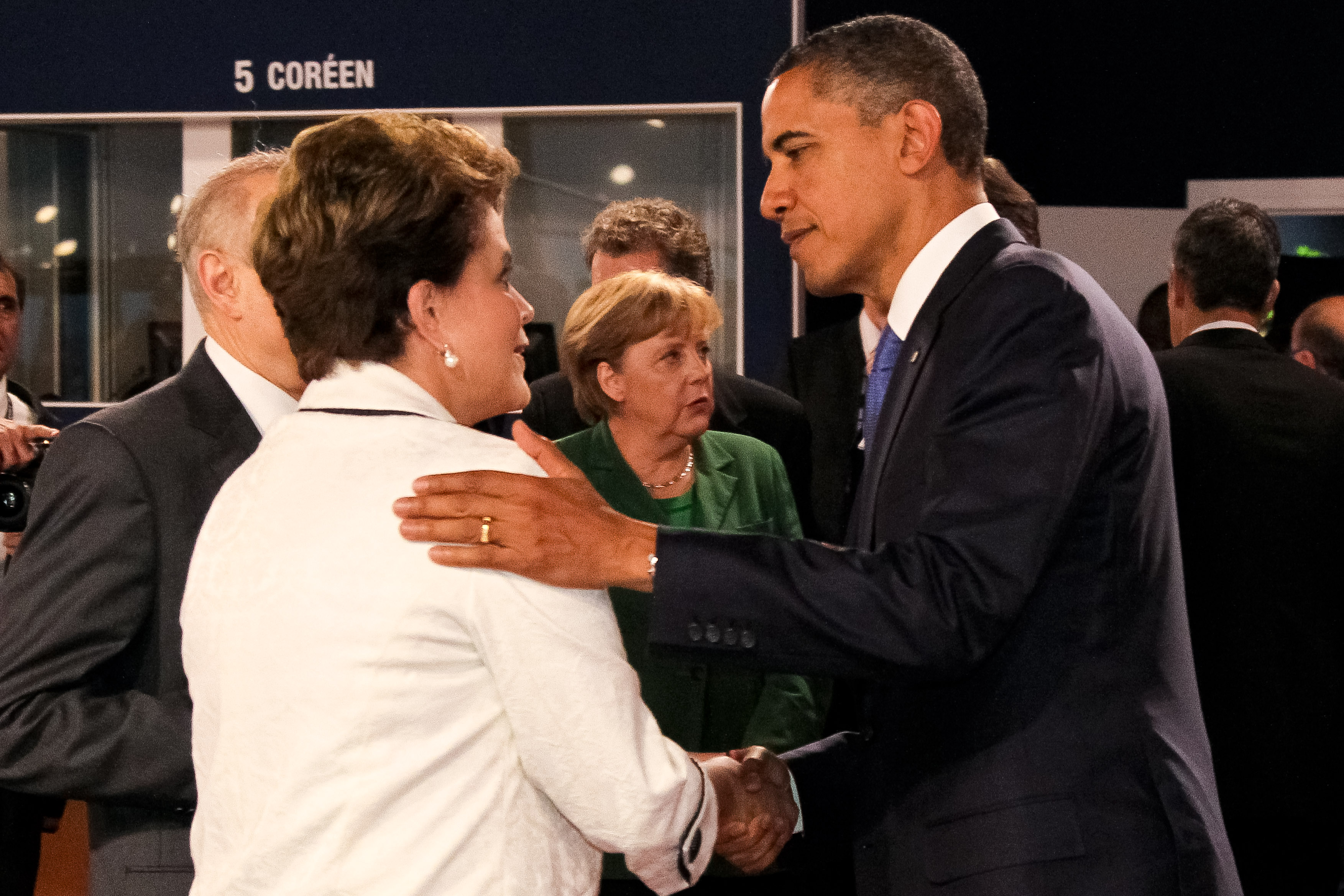 Presidenta Dilma Rousseff conversa com o Presidente dos Estados Unidos Barack Obama durante sessão de trabalho na Cúpula de Líderes do G20. Cannes - França, 03/11/2011