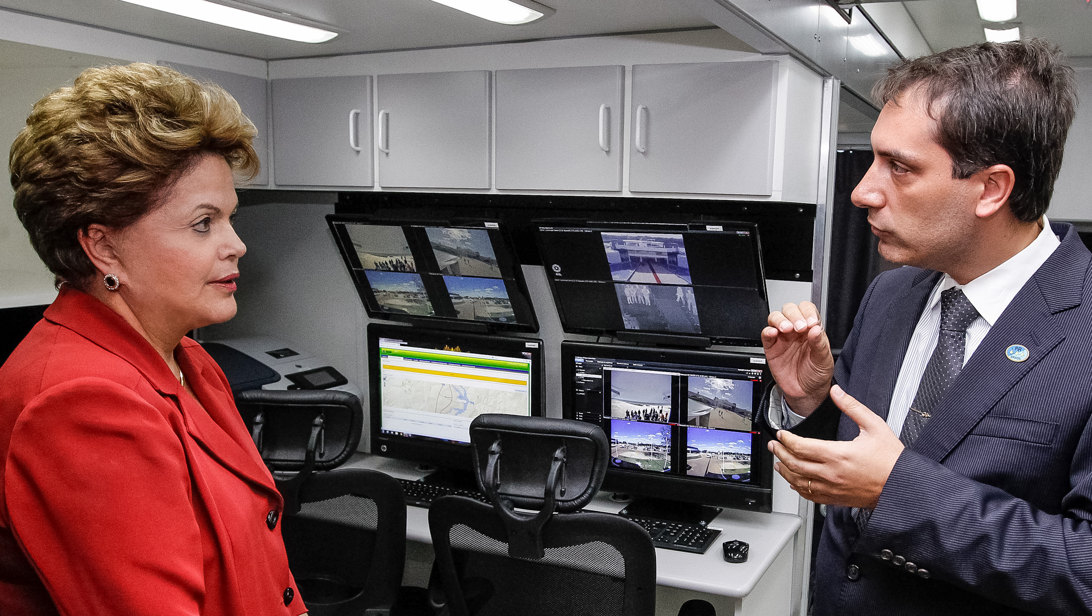 Presidenta Dilma Rousseff durante cerimônia de entrega do Sistema Integrado de Comando e Controle para Segurança de Grandes Eventos. Brasília - DF, 13/06/2013