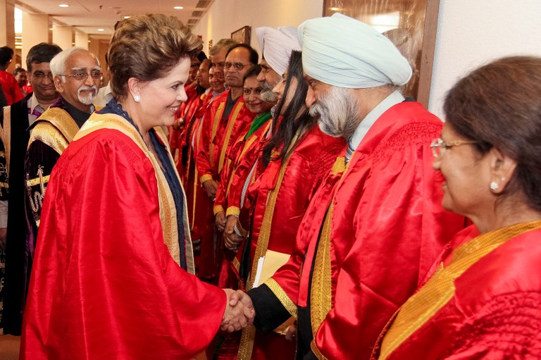 Presidenta Dilma Rousseff durante cerimônia de outorga do título de Doutora "Honoris Causa" pela Universidade de Délhi. Nova Délhi - Índia, 28/03/2012