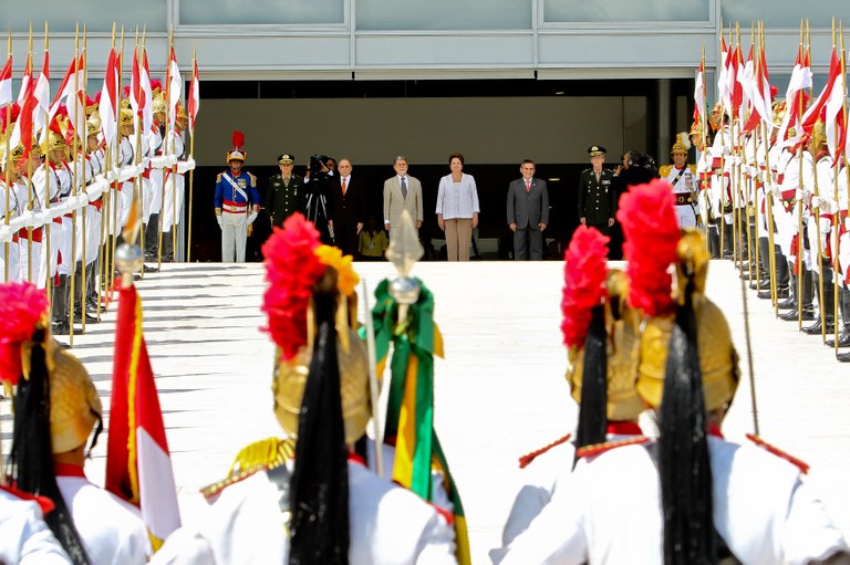 Presidenta Dilma Rousseff durante solenidade de troca da Guarda Presidencial, no Palácio do Planalto. Brasília - DF, 07/12/2011