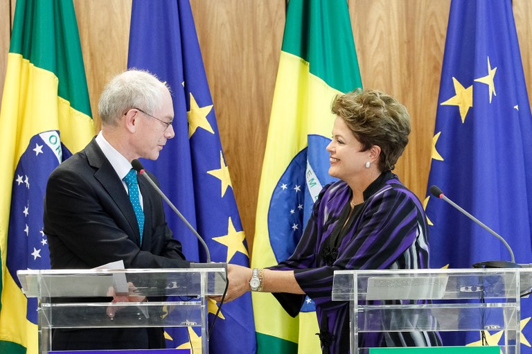  Presidenta Dilma Rousseff durante VI Reunião de Cúpula Brasil-União Europeia no Palácio do Planalto. Brasília - DF, 24/01/2013
