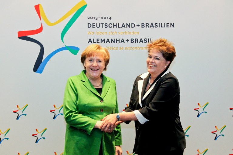 Presidenta Dilma Rousseff e a Sra. Angela Merkel, Chanceler Federal da Alemanha, durante almoço em sua homenagem, oferecido pelo Sr. Stefan Zoller, Presidente do Brazil Board da Federação Alemã de Industria. Hannover - Alemanha, 06/03/2012