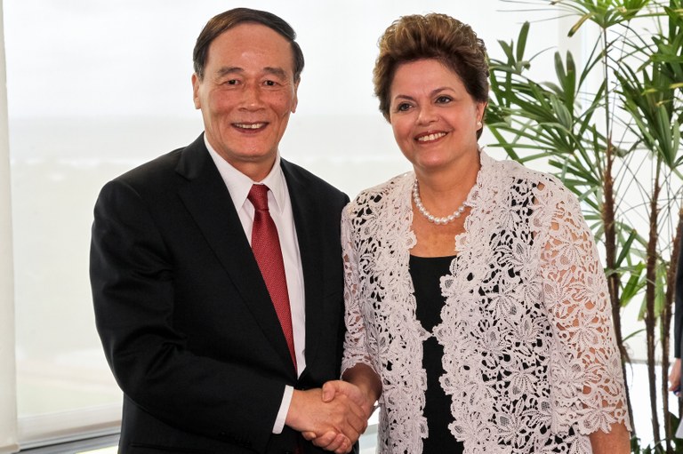 Presidenta Dilma Rousseff recebe o Wang Qishan Vice-Primeiro Ministro da China no Palácio do Planalto. Brasília - DF, 13/02/2012