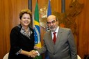 Presidenta Dilma Rousseff cumprimenta José Graziano durante visita à sede da Organização das Nações Unidas para Alimentação e Agricultura - FAO. Roma - Itália, 18/03/2013