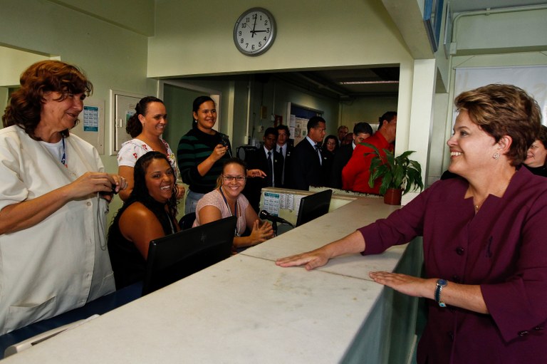 Presidenta Dilma Rousseff durante visita ao hospital Sofia Feldman. Belo Horizonte-MG, 12/06/2012