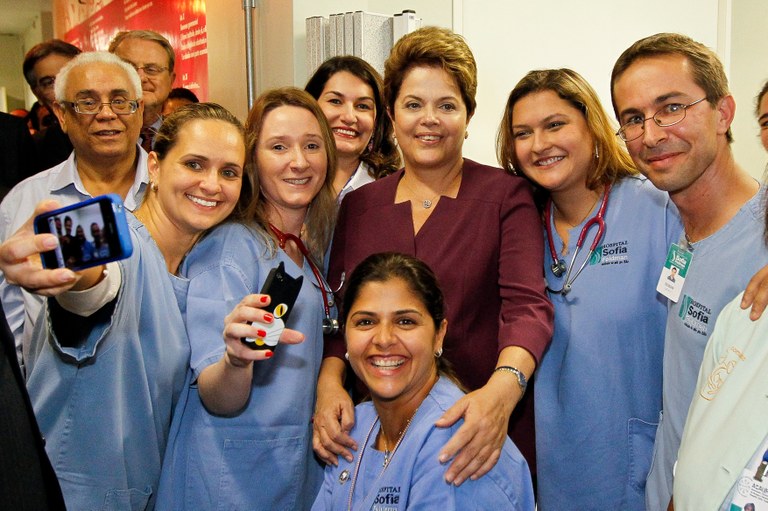 Presidenta Dilma Rousseff durante visita ao hospital Sofia Feldman. Belo Horizonte-MG, 12/06/2012