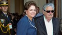 Presidenta Dilma Rousseff  é recebida pelo Presidente do Uruguai, José Mujica, durante chegada  ao edifício sede do Mercosul, para participar da XLII Cúpula de Chefes de Estado do Mercosul e Estados Associados. Montevidéu-Uruguai, 20/12/2011