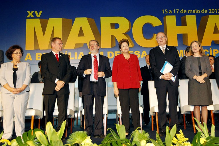 Presidenta Dilma Rousseff durante a cerimônia de abertura da XV Marcha a Brasília em defesa dos Municípios. Brasília - DF, 15/05/2012