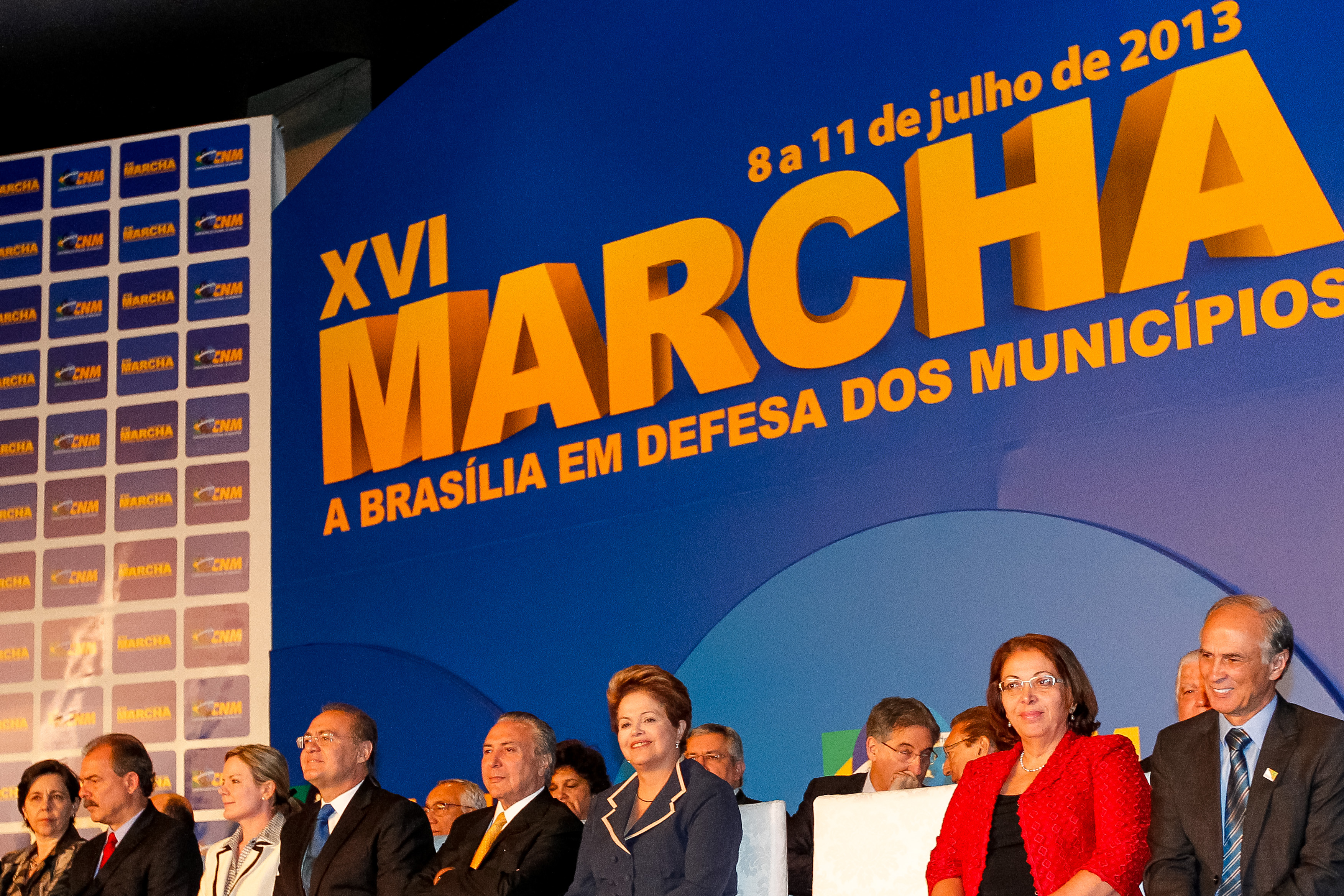 Presidenta Dilma Rousseff durante a XVI Marcha a Brasília em Defesa dos Municípios. Brasília-DF, 10/07/2013