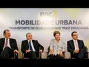 Presidenta Dilma anuncia investimentos do PAC2 Mobilidade Urbana para seis estados e o DF