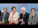 Presidenta Dilma discursa na assinatura de contrato de concessão do aeroporto de Confins, em Belo Horizonte