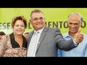 Presidenta Dilma entrega máquinas a municípios mineiros, em Governador Valadares