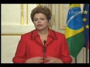 Entrevista coletiva concedida pela presidenta Dilma após cerimônia de assinatura de atos - Paris/França