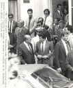 Presidente João Figueiredo  conversa com o senador Carlos Alberto de Souza, ao deixar a clínica do dr. Nischimura