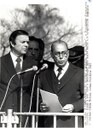 Presidente João Figueiredo discursa depois de receber a medalha 9 de julho, ao lado do gov.  José Maria Marin e o ex-prefeito Reynaldo de Barros