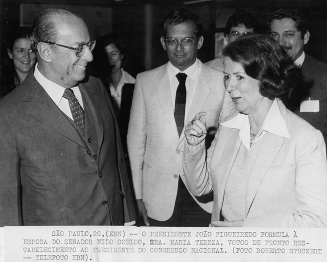 Presidente João Figueiredo formula à esposa do senador Nilo Coelho, Sra. Maria Tereza, votos de pronto restabelecimento ao presidente do Congresso Nacional