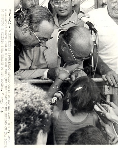Presidente João Figueiredo quando ouvia a Menina Nara