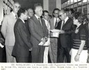 Presidente João Figueiredo recebe amostra do Talium 201, durante visita ao IPEN