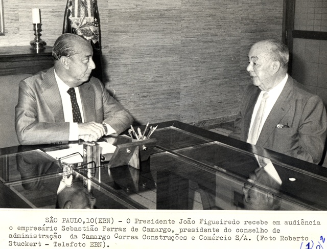 Presidente João Figueiredo recebe em audiência o empresário Sebastião Ferraz de Camargo, da Camargo Correa Construção e Comércio S.A.
