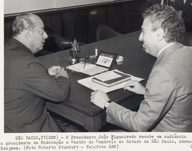 Presidente João Figueiredo recebe em audiência o presidente da federação e centro do comércio do estado de São Paulo, Abram Szajman