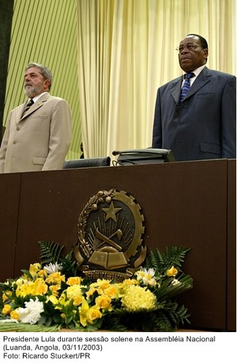 Presidente Lula durante sessão na Assembélia Nacional - Luanda, Angola.