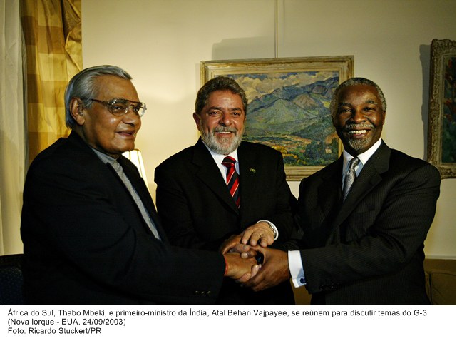 Presidente Lula com presidente da África do Sul, Thabo Mbeki, primeiro ministro da Índia Atal Behari Vajpayee, discurtem temas do G3 - NY.