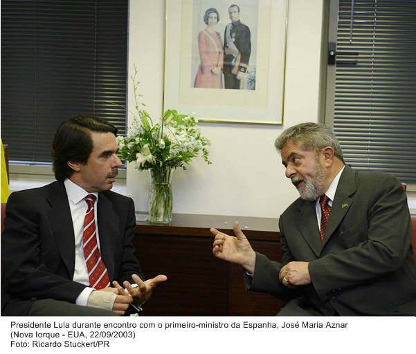 Presidente Lula durante encontro com primeiro-ministro da Espanha, José Maria Aznar, NY.jpg