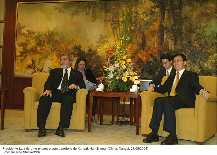 Presidente Lula durante encontro com o prefeito de Xangai, Hang Zheng.