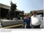 Presidente Lula e a primeira dama durante visita ao Palácio de Verão dos Imperadores.
