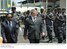Presidente Lula, ao lado do presidente do Gabão, Omar Bongo Ondimba, passa em revista as tropas no Aeroporto Leon M.